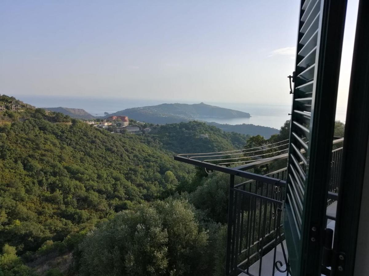 Casa Vacanze Domus Centola Bagian luar foto
